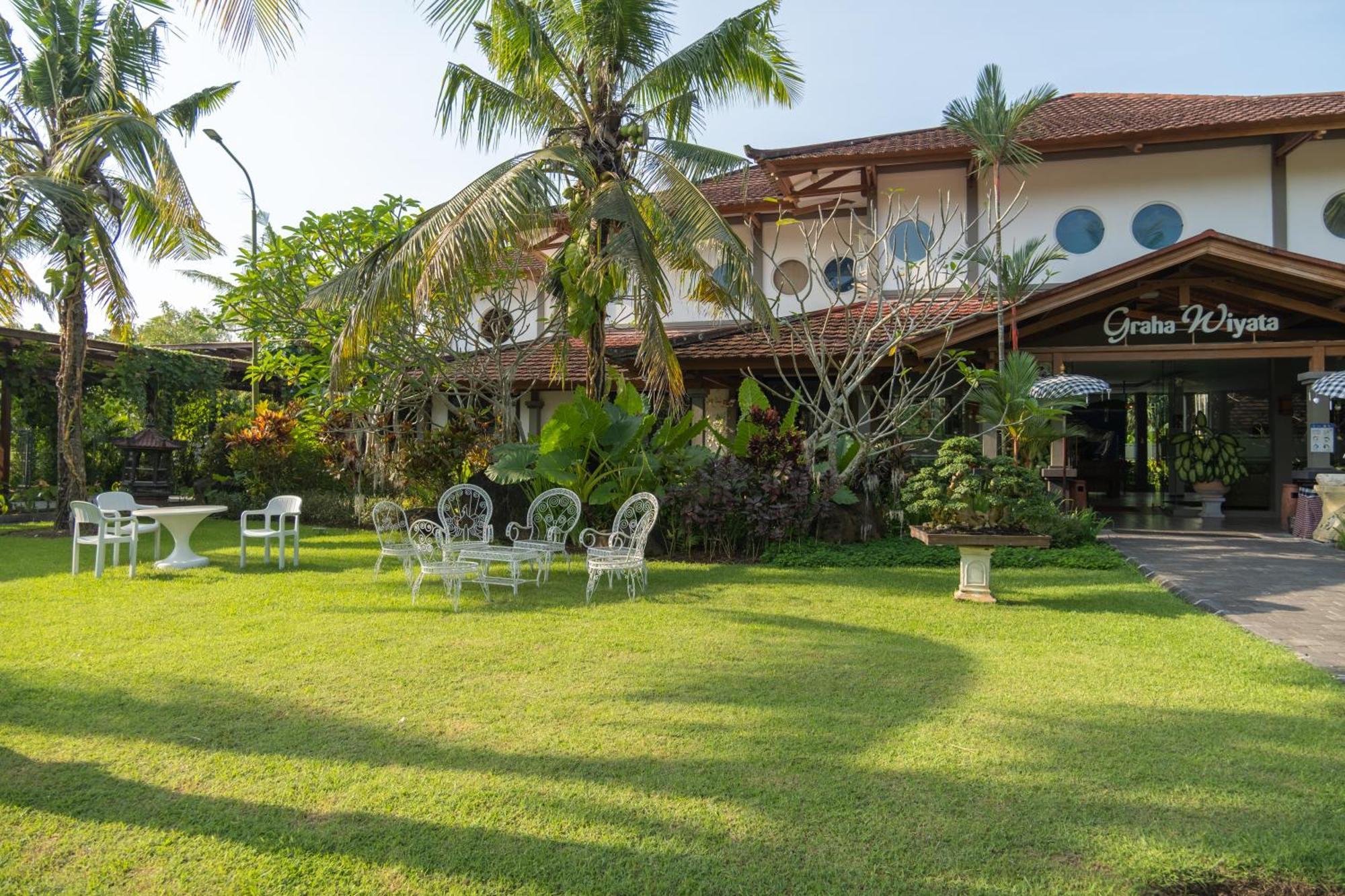 Graha Wiyata Hotel Tanah Lot  Bagian luar foto
