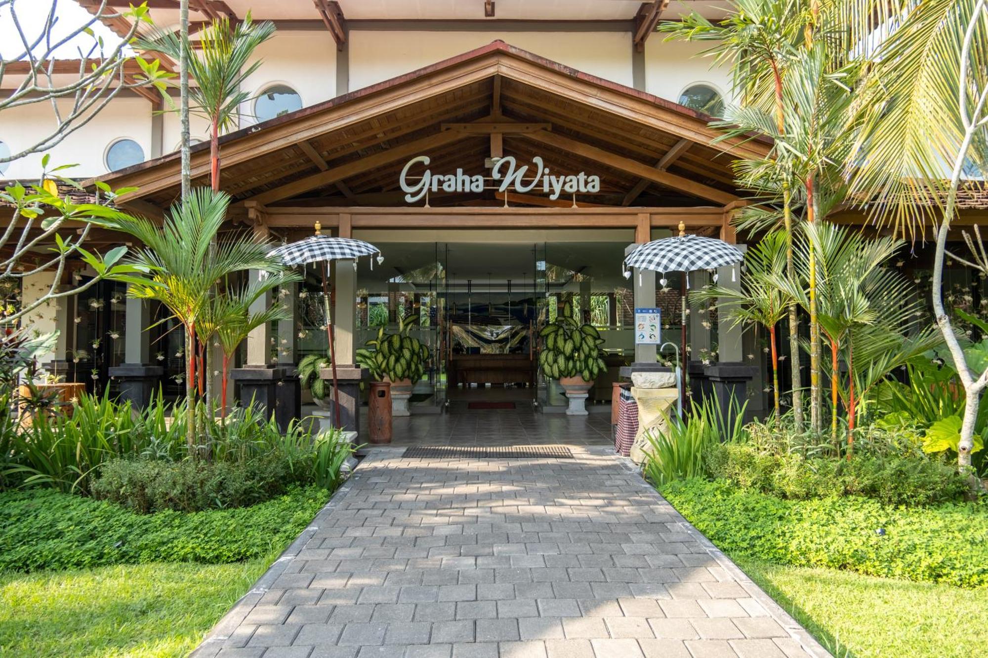 Graha Wiyata Hotel Tanah Lot  Bagian luar foto
