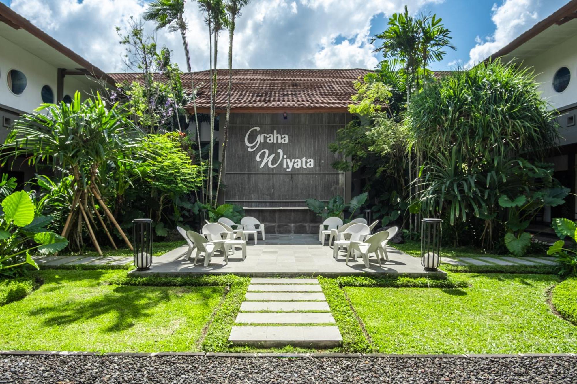 Graha Wiyata Hotel Tanah Lot  Bagian luar foto